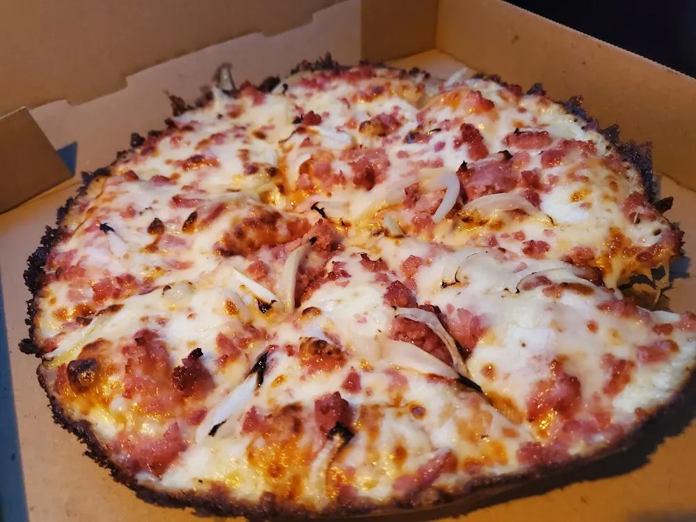 Cuban Cheese Pizza